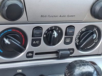 2004 Mazda Mazda MX-5 Miata LS