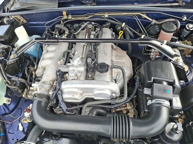 2004 Mazda Mazda MX-5 Miata LS
