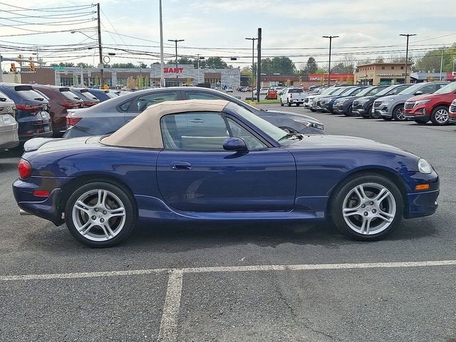 2004 Mazda Mazda MX-5 Miata LS