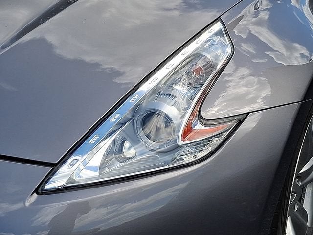 2009 Nissan 370Z Base