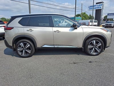 2022 Nissan Rogue Platinum