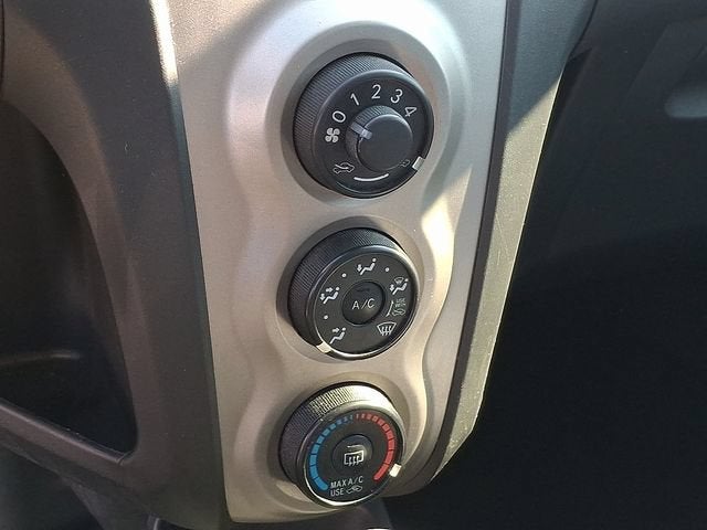 2010 Toyota Yaris Base