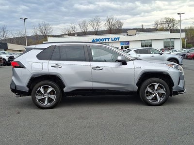 2021 Toyota RAV4 Prime SE
