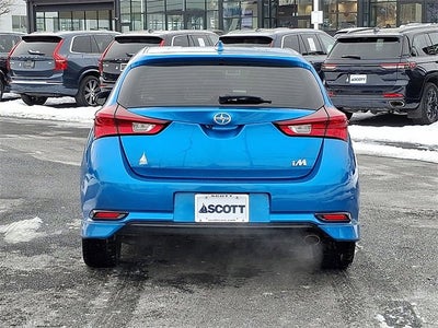 2016 Scion iM Base