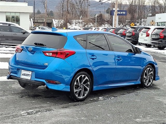 2016 Scion iM Base