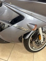 2004 YAMAHA FJR 1300 Base