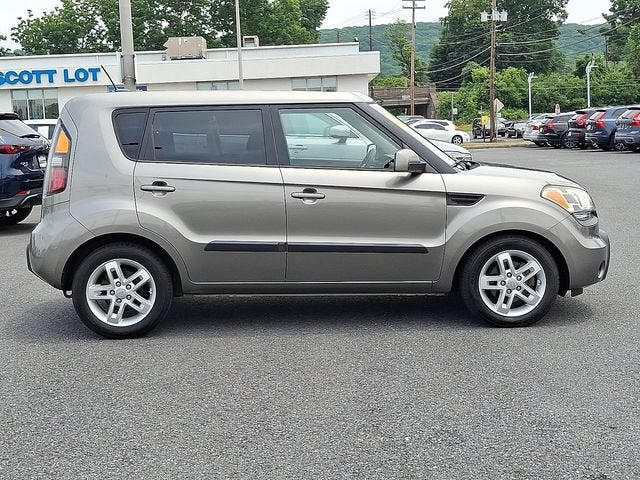2011 Kia SOUL Base