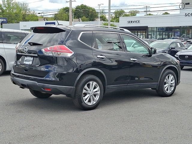 2016 Nissan Rogue SV
