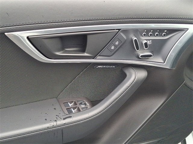 2021 Jaguar F-TYPE R-Dynamic