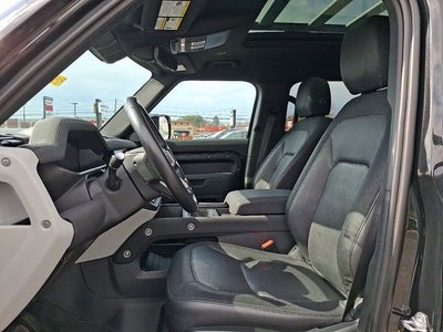 2023 Land Rover Defender X-Dynamic SE