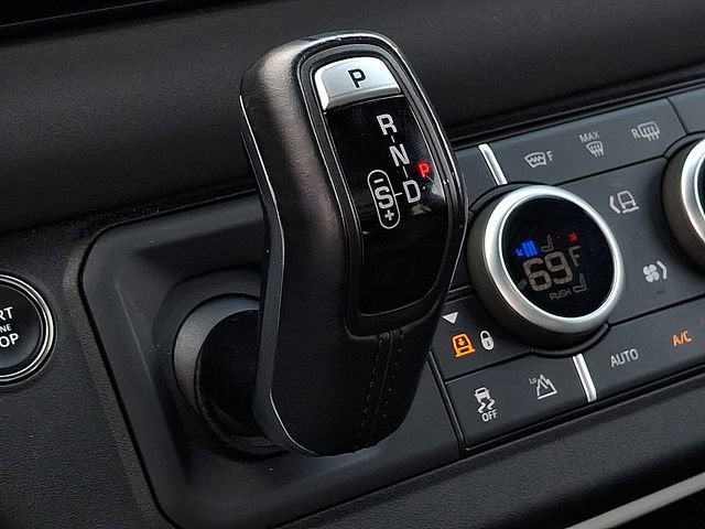 2023 Land Rover Defender X-Dynamic SE