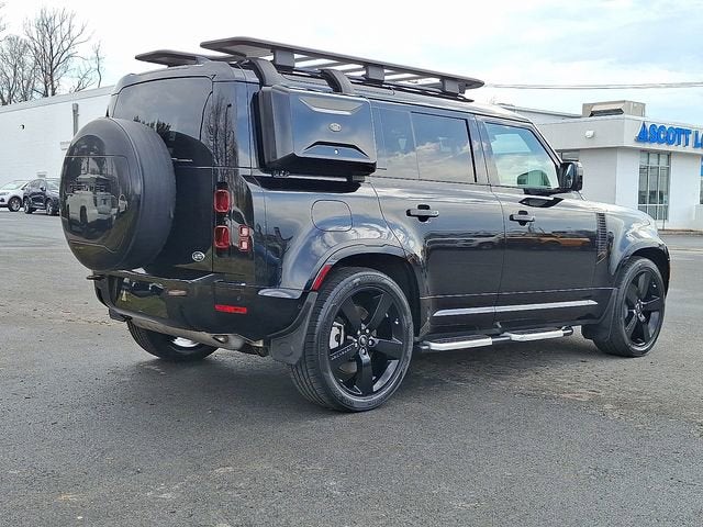 2023 Land Rover Defender X-Dynamic SE