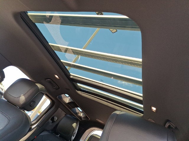 2022 Land Rover Defender X-Dynamic HSE
