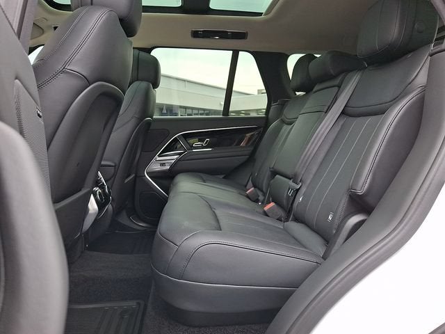 2024 Land Rover Range Rover SE