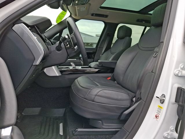 2024 Land Rover Range Rover SE