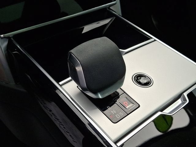 2024 Land Rover Range Rover SE