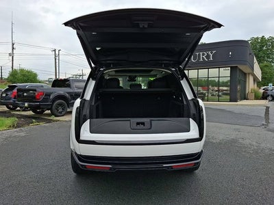 2024 Land Rover Range Rover SE