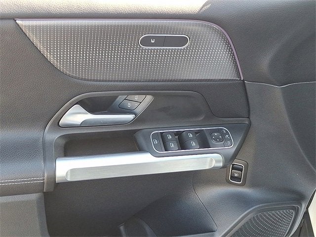 2022 Mercedes-Benz GLB GLB 250