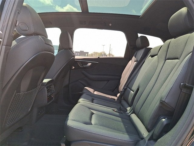 2025 Audi Q7 Premium Plus