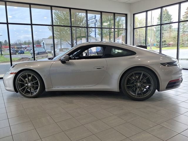 2024 Porsche 911 Carrera