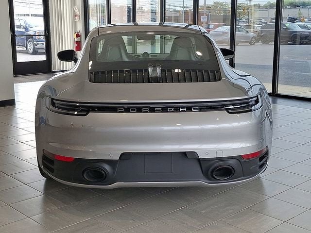 2024 Porsche 911 Carrera