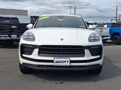 2022 Porsche Macan Base