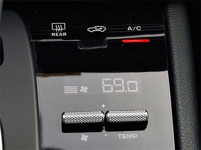 2022 Porsche Macan Base