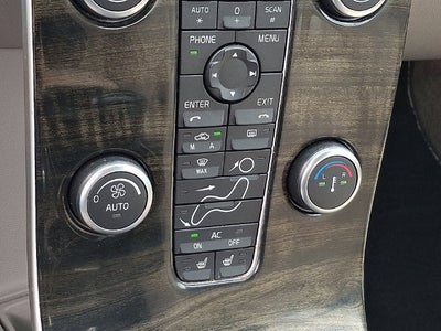 2013 Volvo C70 T5