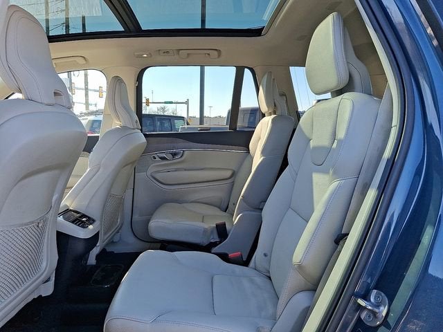 2023 Volvo XC90 Plus