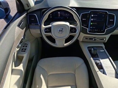 2023 Volvo XC90 Plus