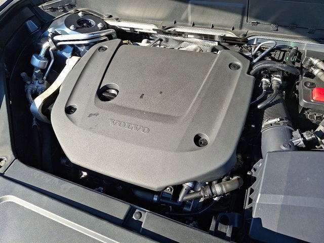 2023 Volvo XC90 Plus