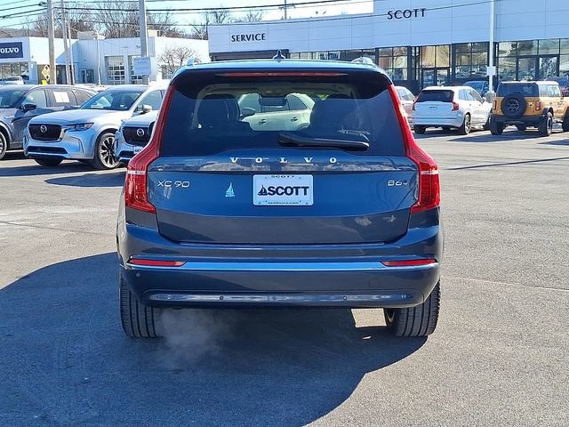 2023 Volvo XC90 Plus