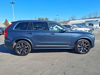 2023 Volvo XC90 Plus
