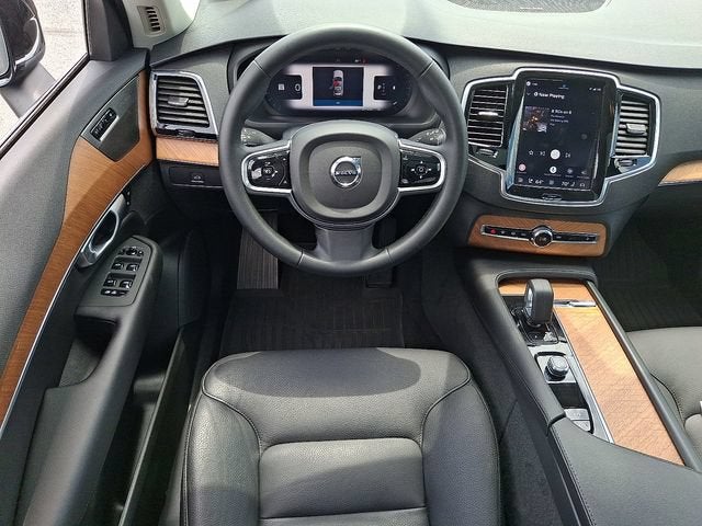 2023 Volvo XC90 Plus