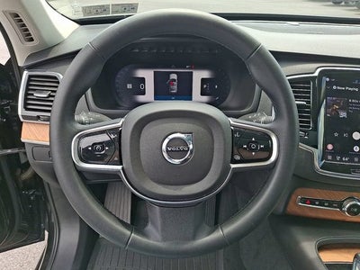 2023 Volvo XC90 Plus