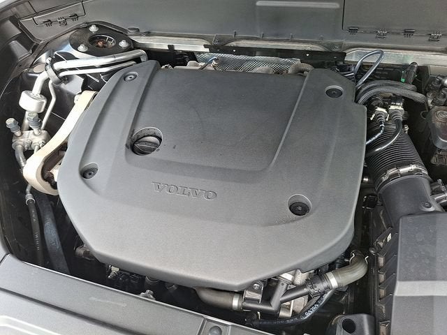 2023 Volvo XC90 Plus