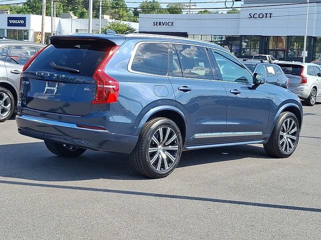 2023 Volvo XC90 Plus
