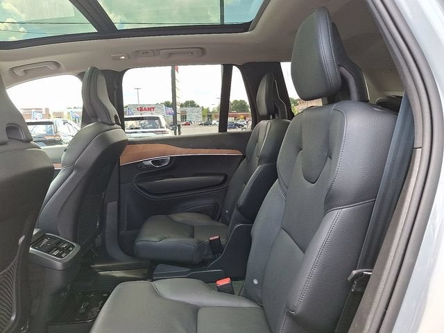 2024 Volvo XC90 Plus Bright Theme