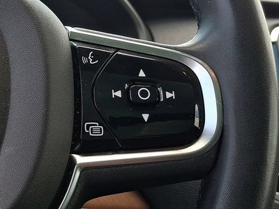 2024 Volvo XC90 Plus Bright Theme