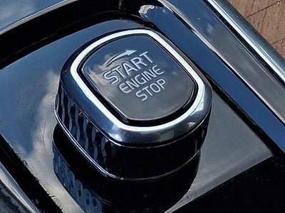 2024 Volvo XC90 Plus Bright Theme
