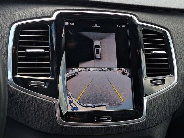 2024 Volvo XC90 Plus Bright Theme