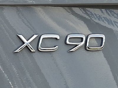 2024 Volvo XC90 Plus Bright Theme