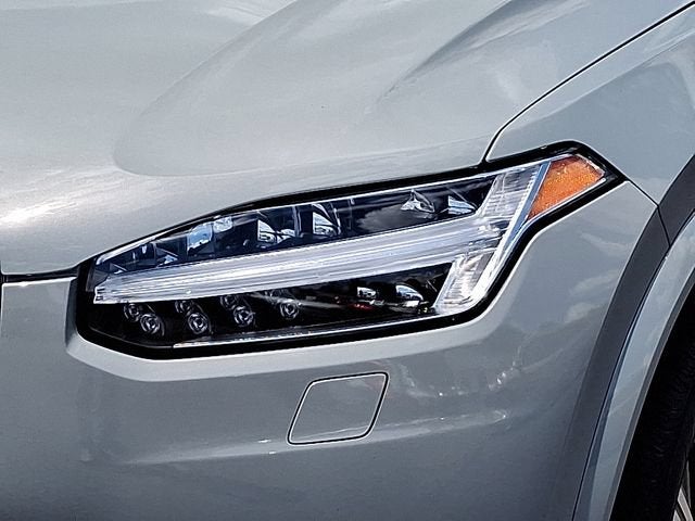 2024 Volvo XC90 Plus Bright Theme