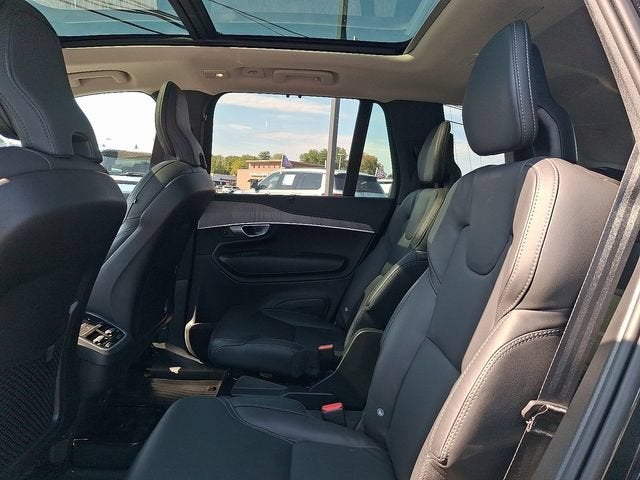 2024 Volvo XC90 Ultimate Bright Theme