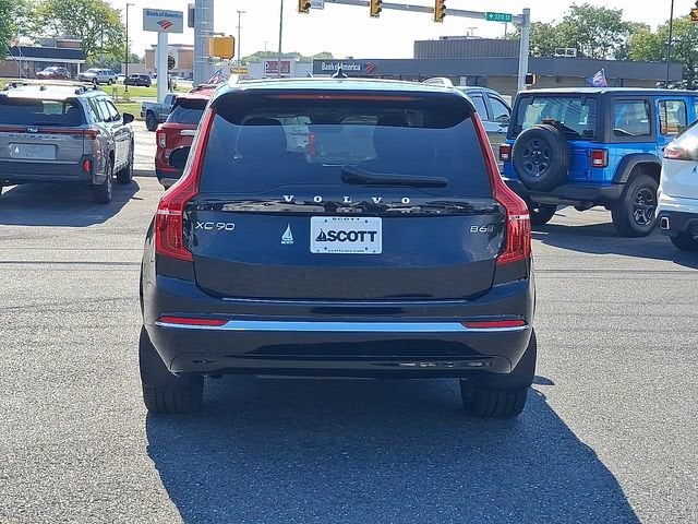 2024 Volvo XC90 Ultimate Bright Theme