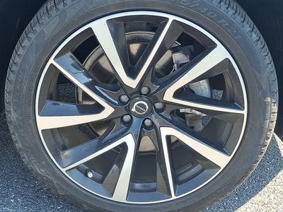 2024 Volvo XC90 Ultimate Bright Theme