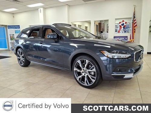 2024 Volvo V90 Cross Country Ultimate