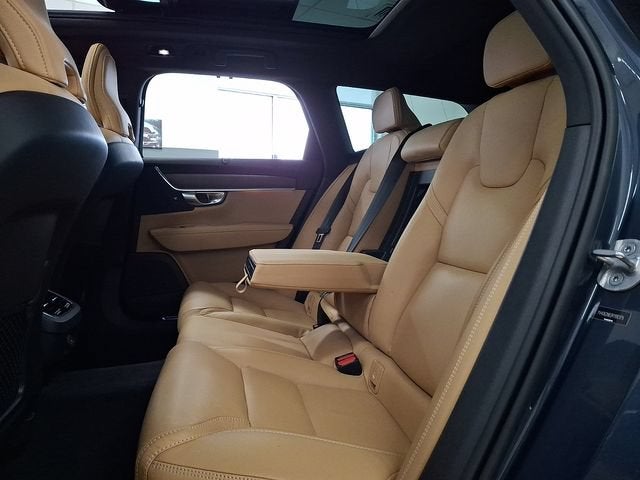 2024 Volvo V90 Cross Country Ultimate