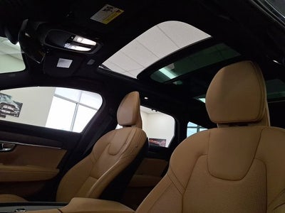 2024 Volvo V90 Cross Country Ultimate