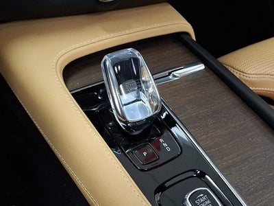 2024 Volvo V90 Cross Country Ultimate